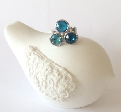 Bague 3 cabochons turquoise Swarovski