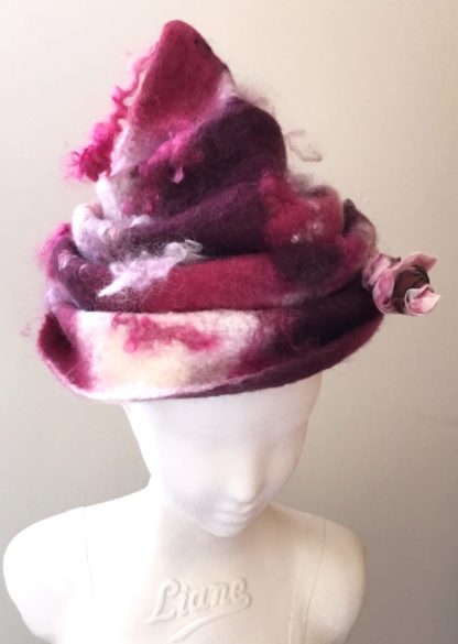 Chapeau laine feutrée fuchsia rose prune