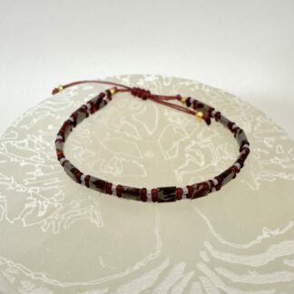 Bracelet perles Tila rouge gris