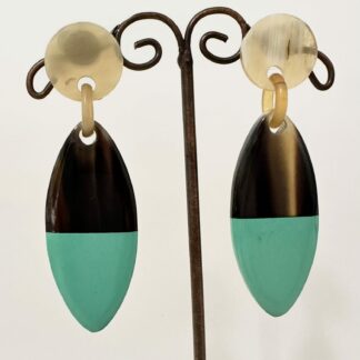 Boucles d’oreilles corne vert
