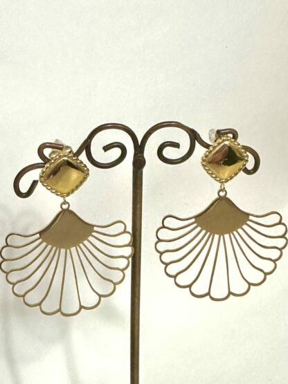 Boucles d’oreilles éventail doré