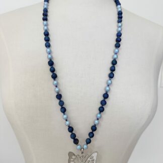 Collier papillon perles bleues