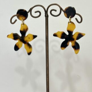 Boucles d'oreilles fleurs ocres marrons